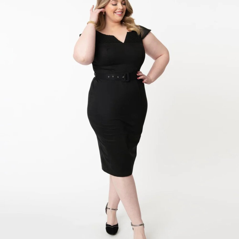 1960s Yetta Wiggle Dress